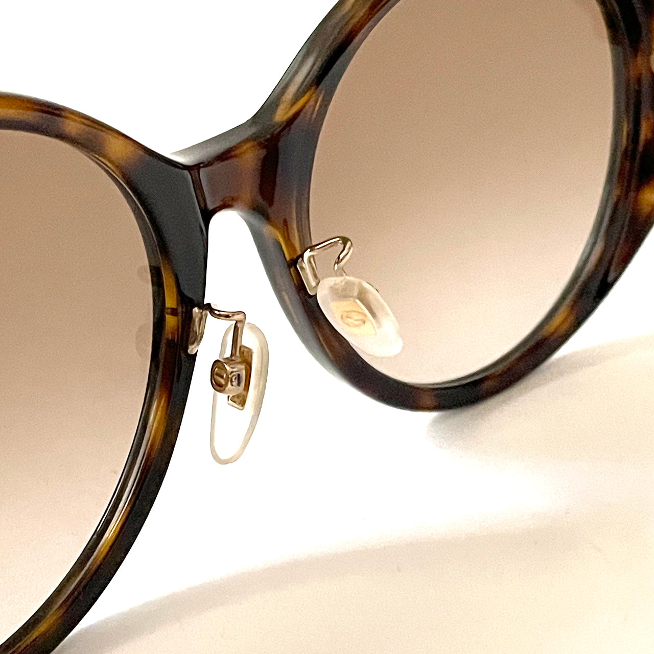 GUCCI インターロッキングロゴ GG ロゴ バンブルビー 蜂