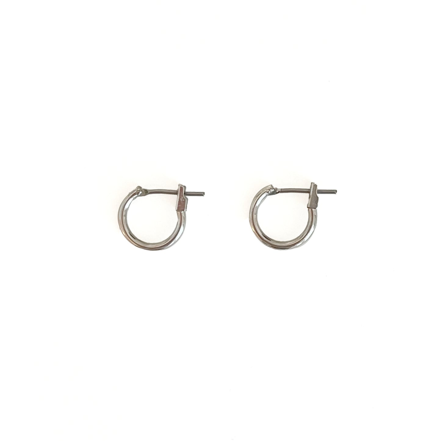 Christian Dior ロゴラインストーン2WAYフープピアス シルバー