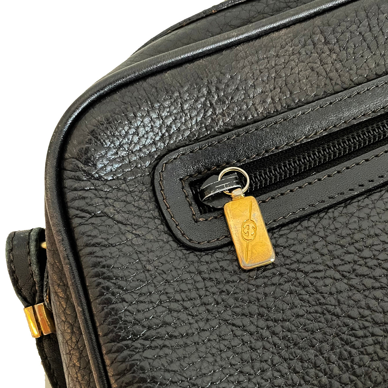 GUCCI ヴィンテージショルダーバッグブラック
