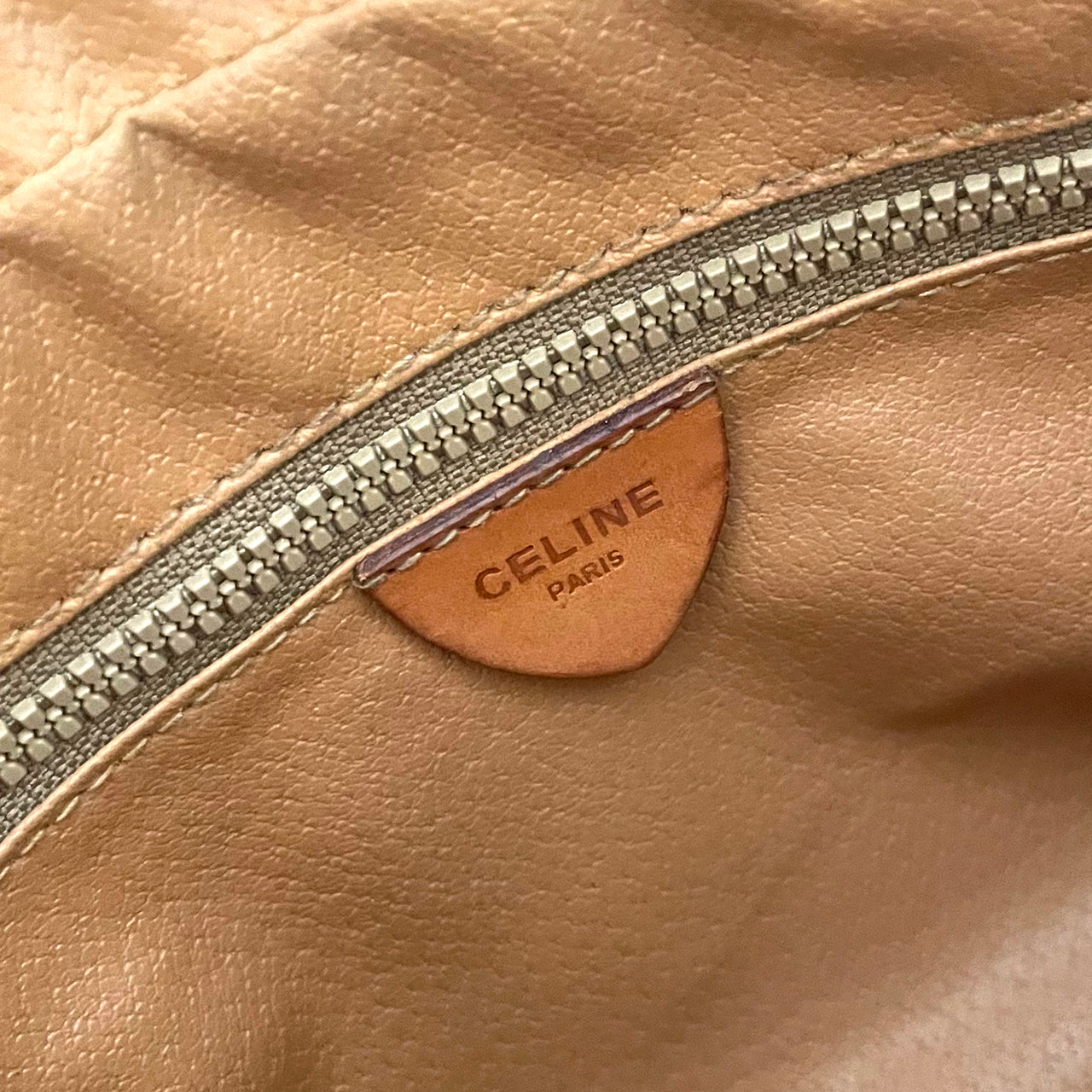 CELINE マカダム ガンチーニベージュ ショルダーバック ゴールド金具