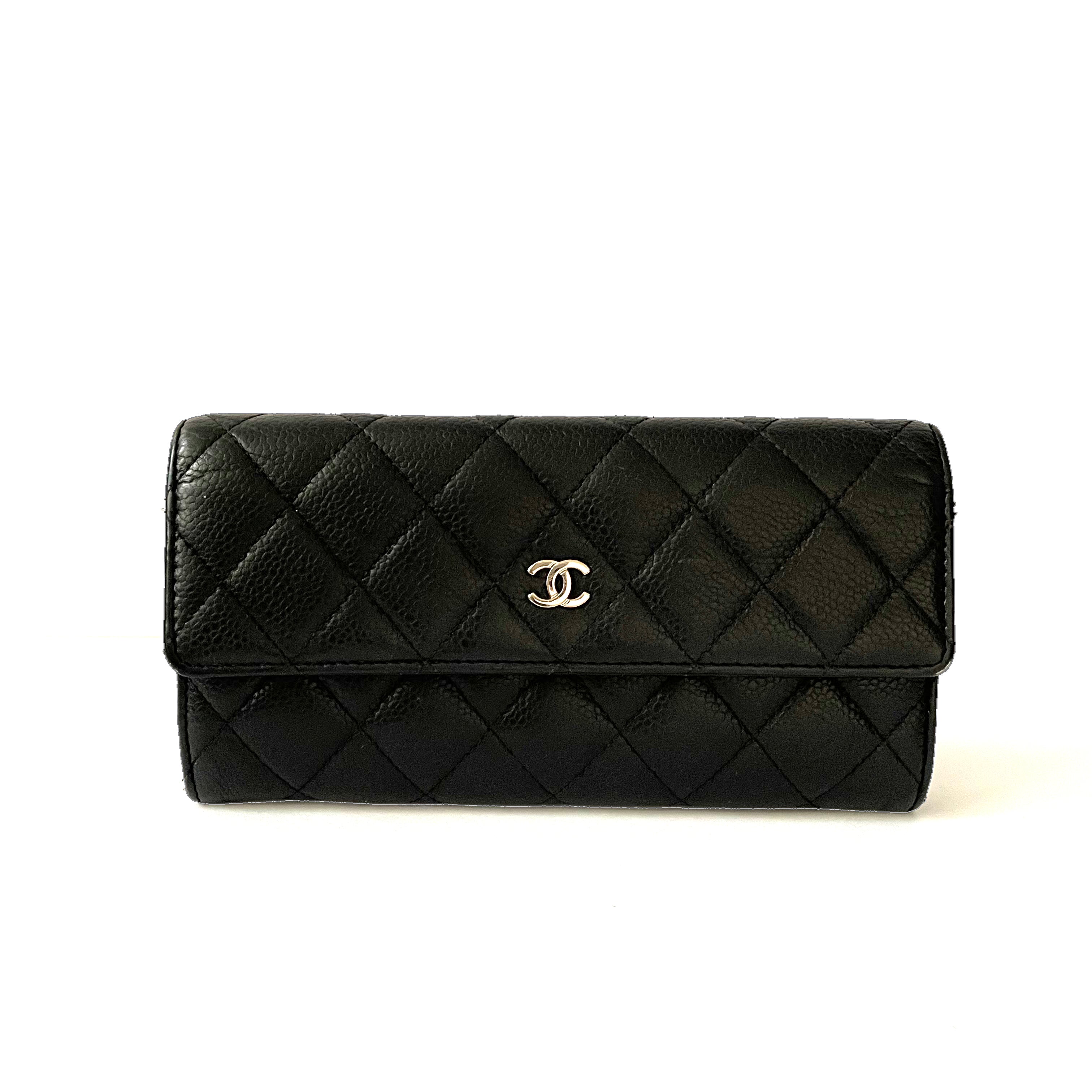 保存版】 正規品 CHANEL キャビアスキン 財布 折り財布 - www ...